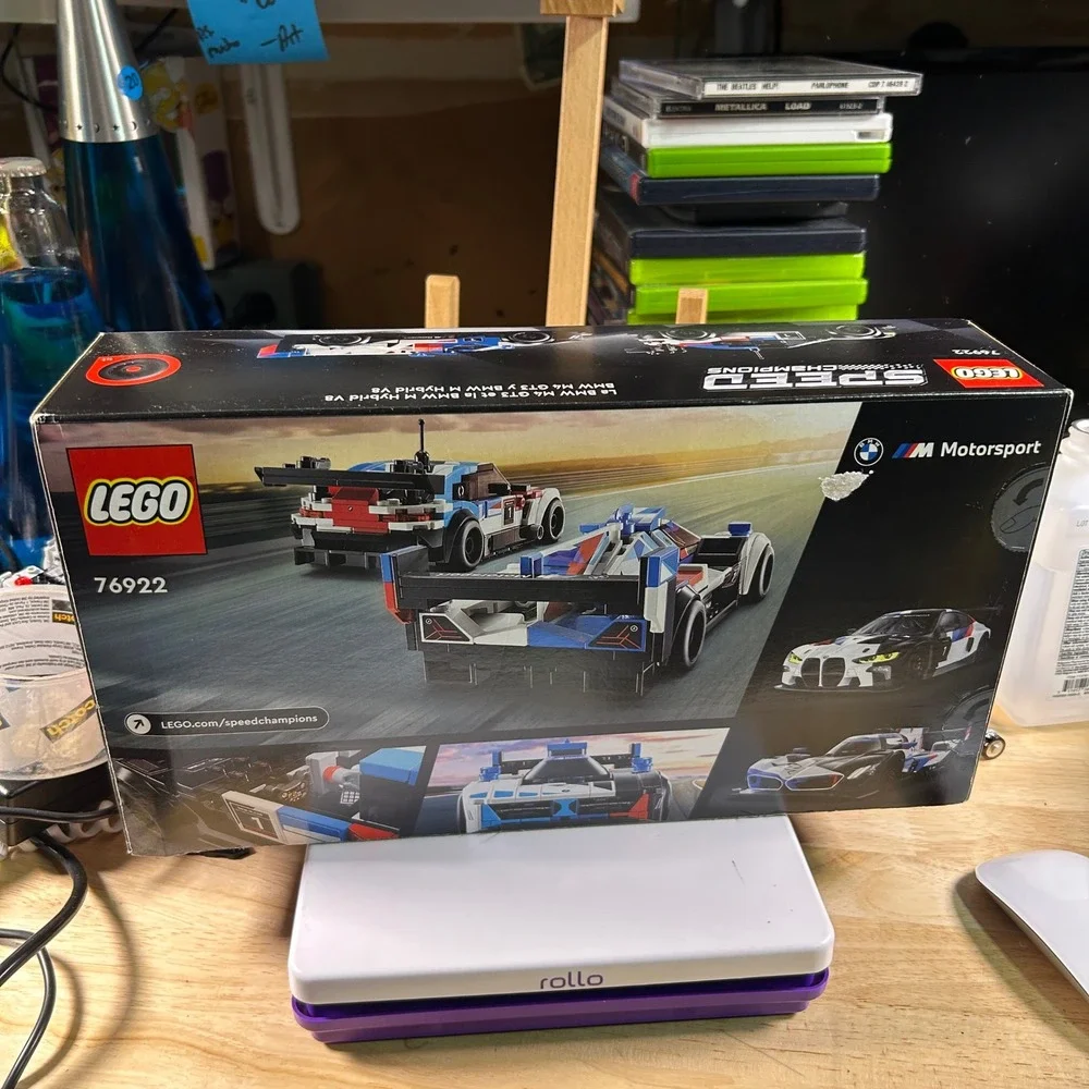 LEGO Speed Champions 76922 BMW M4 GT3 & BMW M Hybrid V8 Race Cars Set 676 Pcs